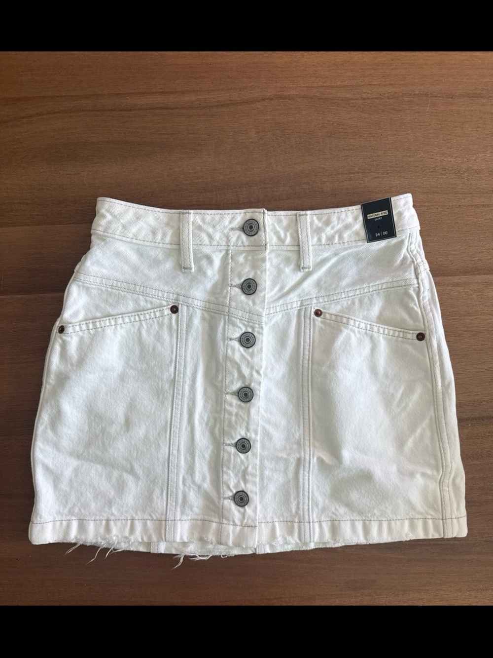 NWT Abercrombie & Fitch Natural Rise White Denim Skirt - Size 24 / 00